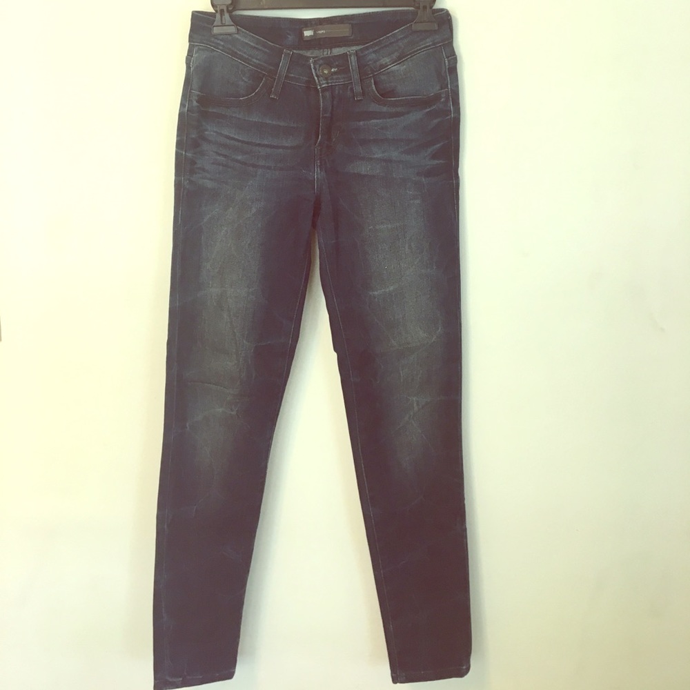 Levi's skinny jeans