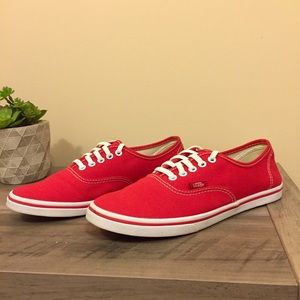 Vans | Red Authentic Low Pro -size 7-