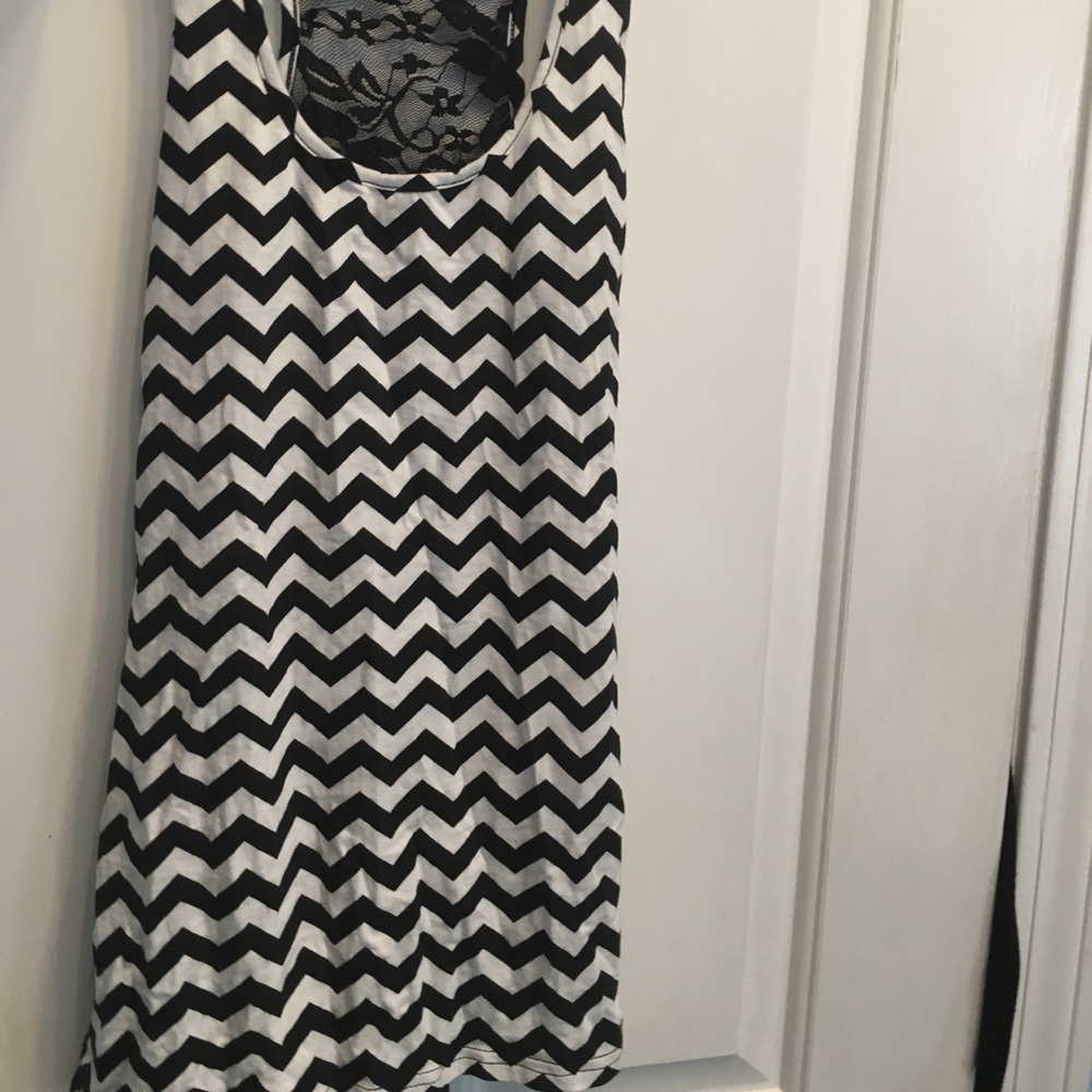 Chevron lace tank top