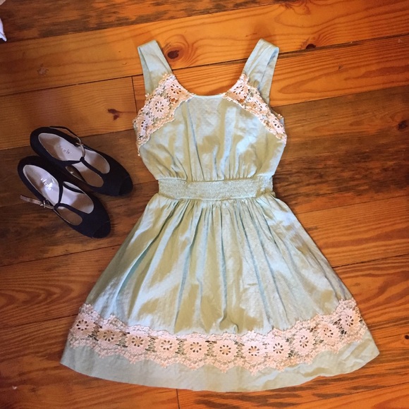 Mint mini dress - Picture 1 of 4