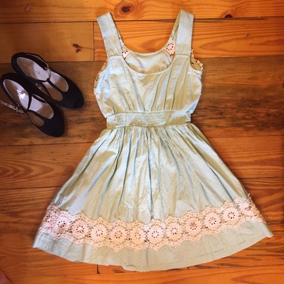 Mint mini dress - Picture 2 of 4