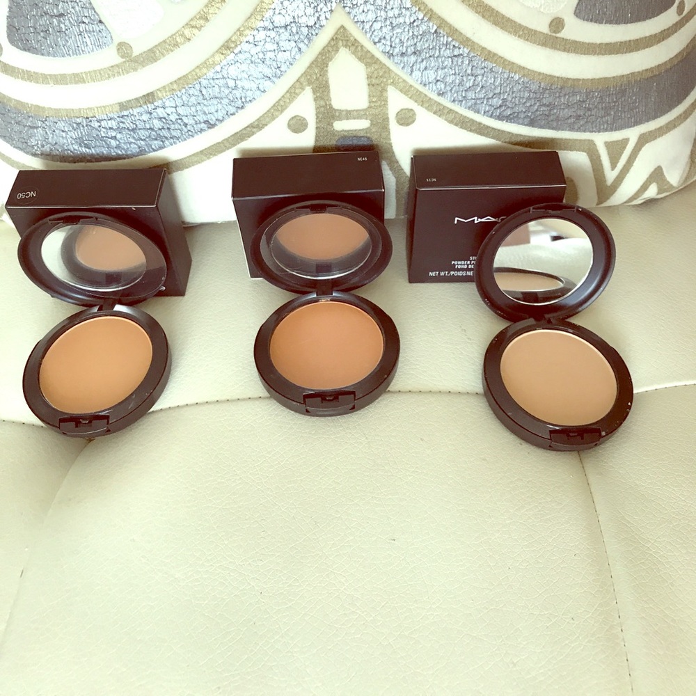 Studio fix New powder foundation in various shades
