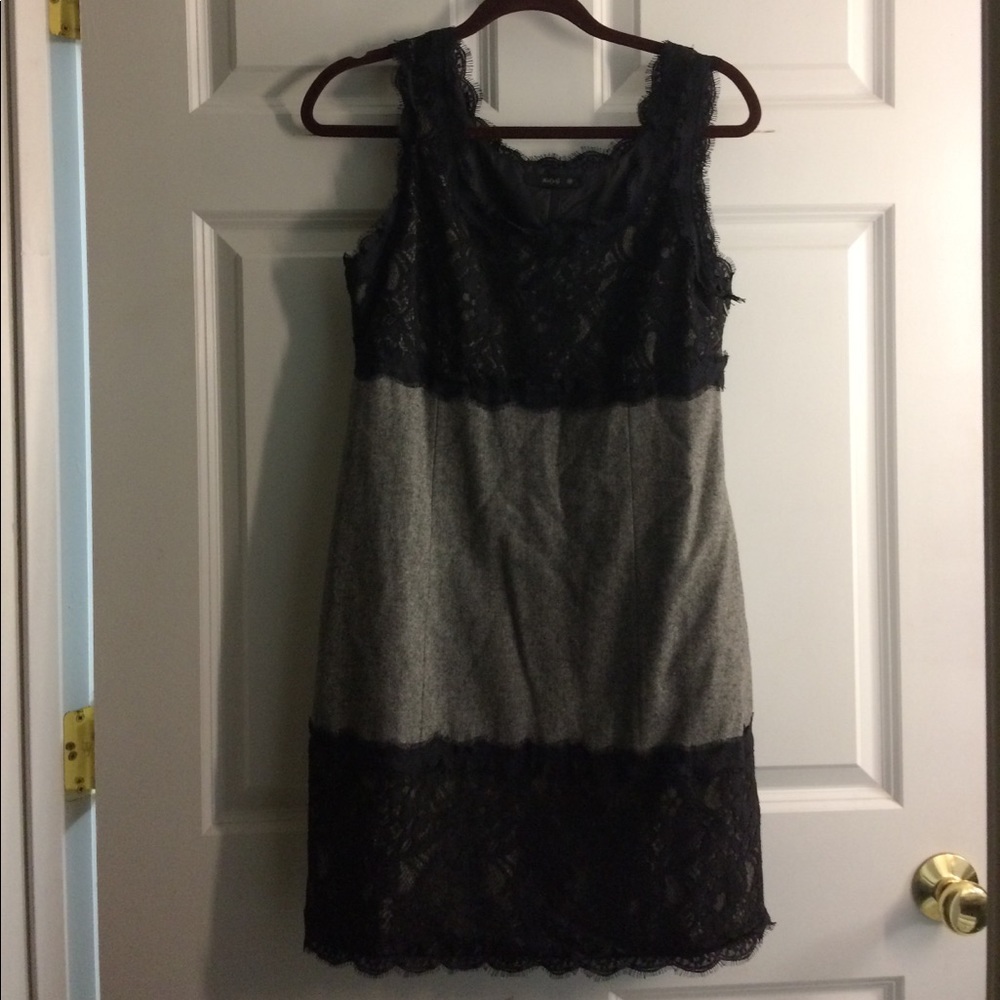 Sleeveless dress