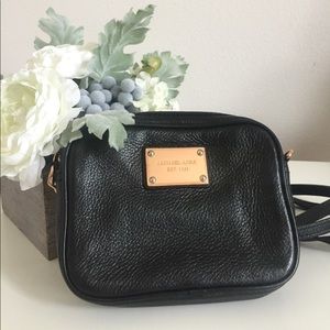 Michael kors cross body bag