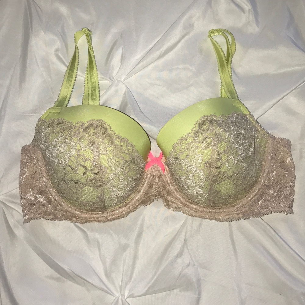 VS Bra