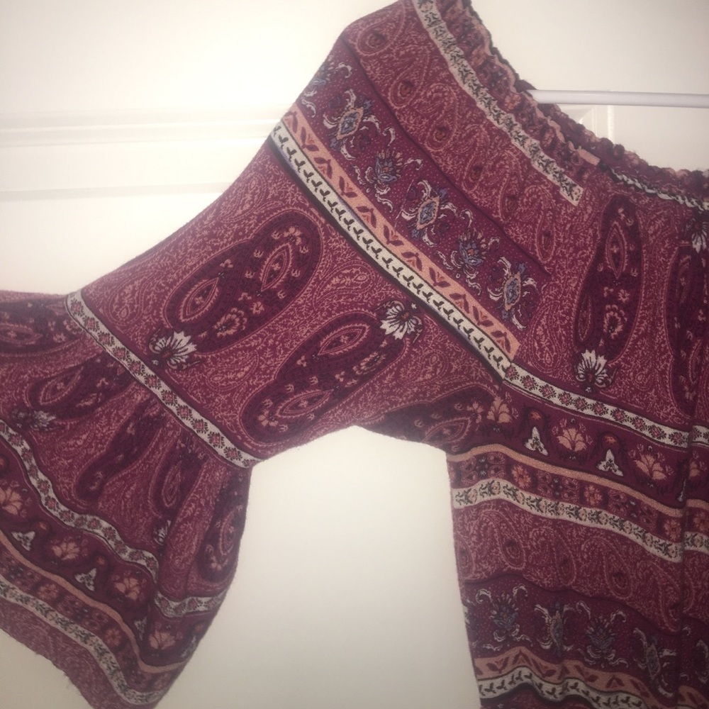 Maroon patterned romper. - Picture 2 of 3