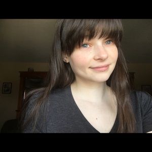 Meet your Posher, Valerie