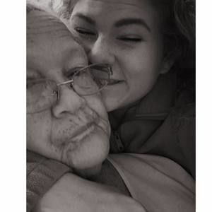 Meet your Posher, Nina