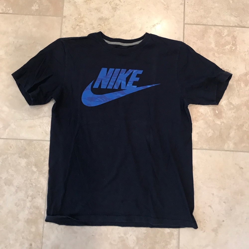 Nike T-Shirt