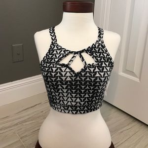 NWT Victoria Sport The Show -Off Sport Bra