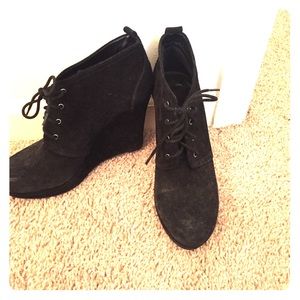 Black wedged booties