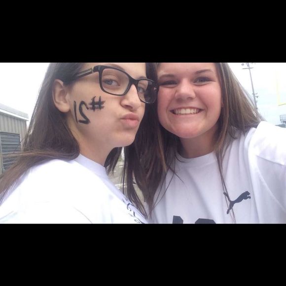 Meet your Posher, Grayce - Picture 1 of 1