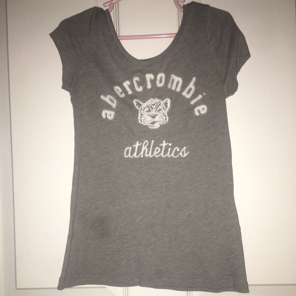 Abercrombie t-shirt
