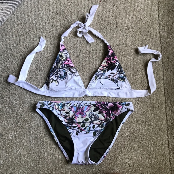 American Eagle Outfitters Other - While Floral Bikini