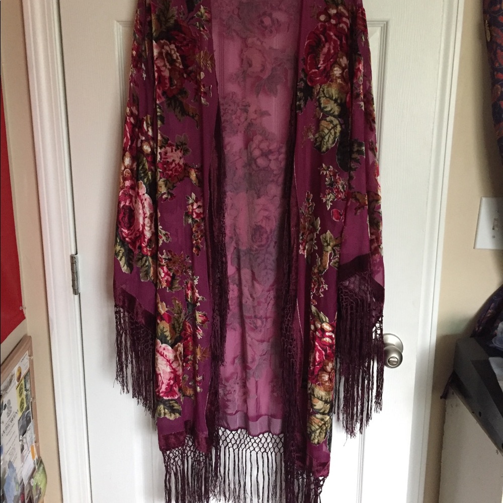 High Quality Kimono with Velvet Design