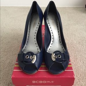 BCBGirls Blue Zevelina Peep Toe Heels. Size 7.5
