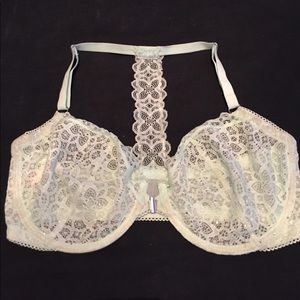 36 DD VS Unlined Bra