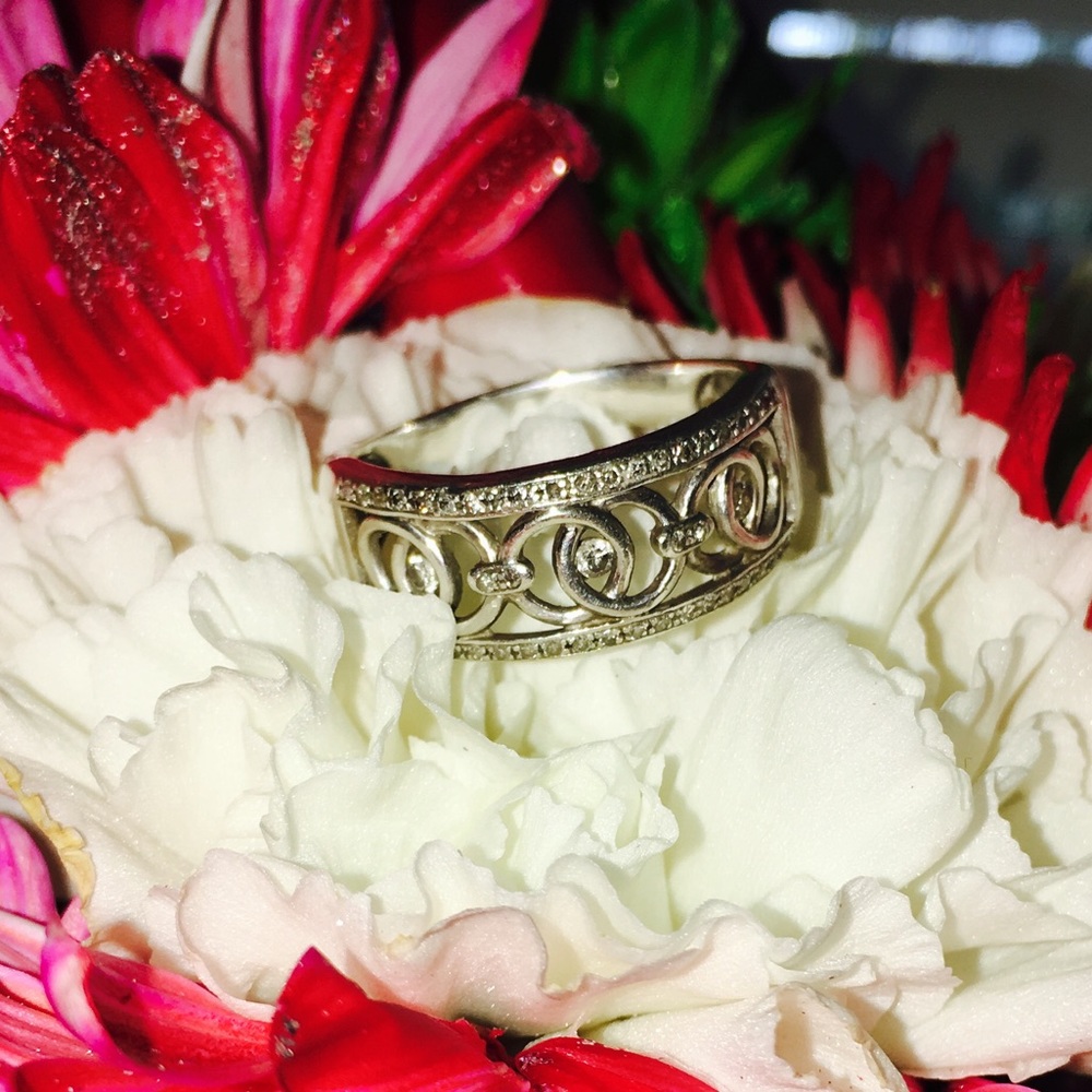 1/4 CT Diamond One Love Ring