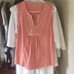 A lucky brand top
