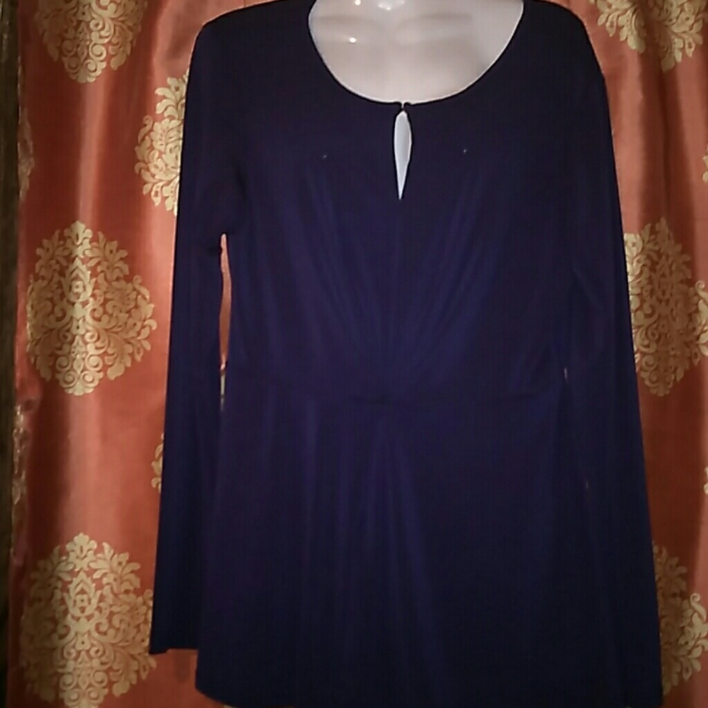 Long navy top with drop plete