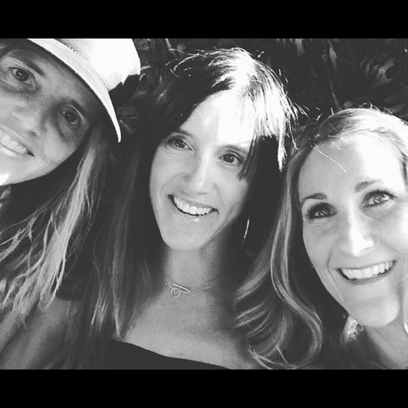 Meet your Posher, Danielle - Picture 1 of 1