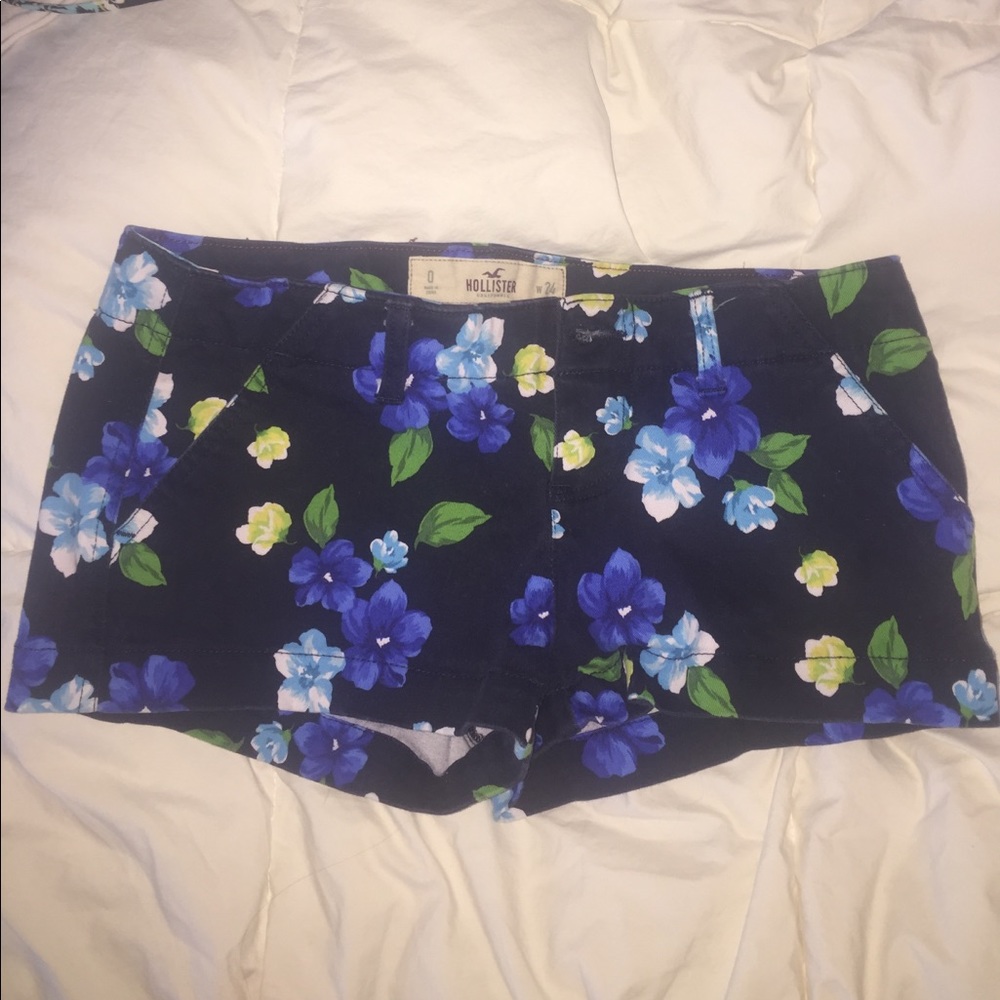 Navy floral shorts