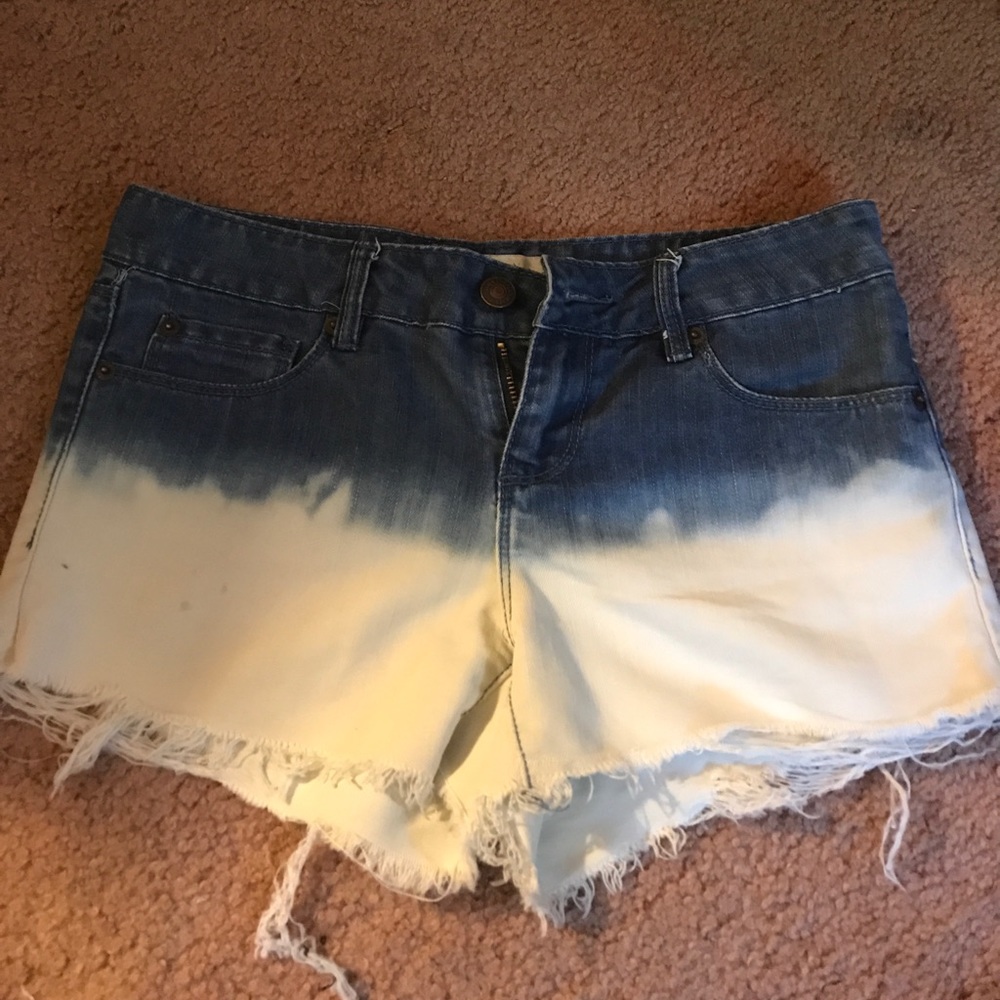 Ombré blue to white shorts