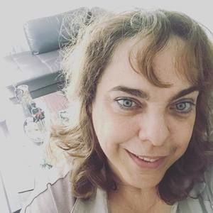 Meet your Posher, Ileana