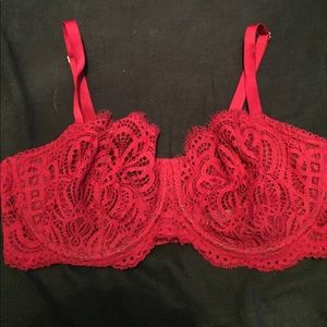 36 DD Unlined* VS Bra