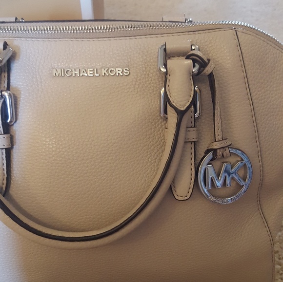 PRICED TO SELL Michael Kors Purse - Picture 2 of 4