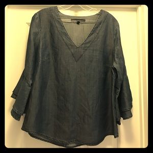 White House Black Market 3/4 Sleeve Denim Top