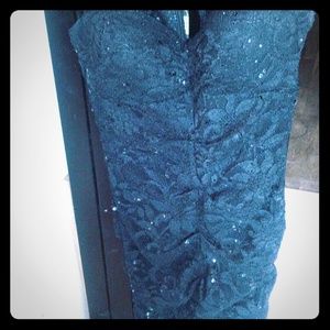 Black bodycon sequin dress