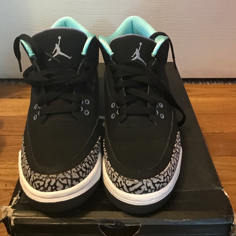 Retro 3s Mint/black