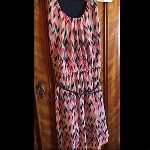 Printed dress, belt included-size XS