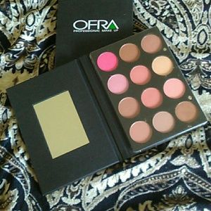 Ofra blush pallette