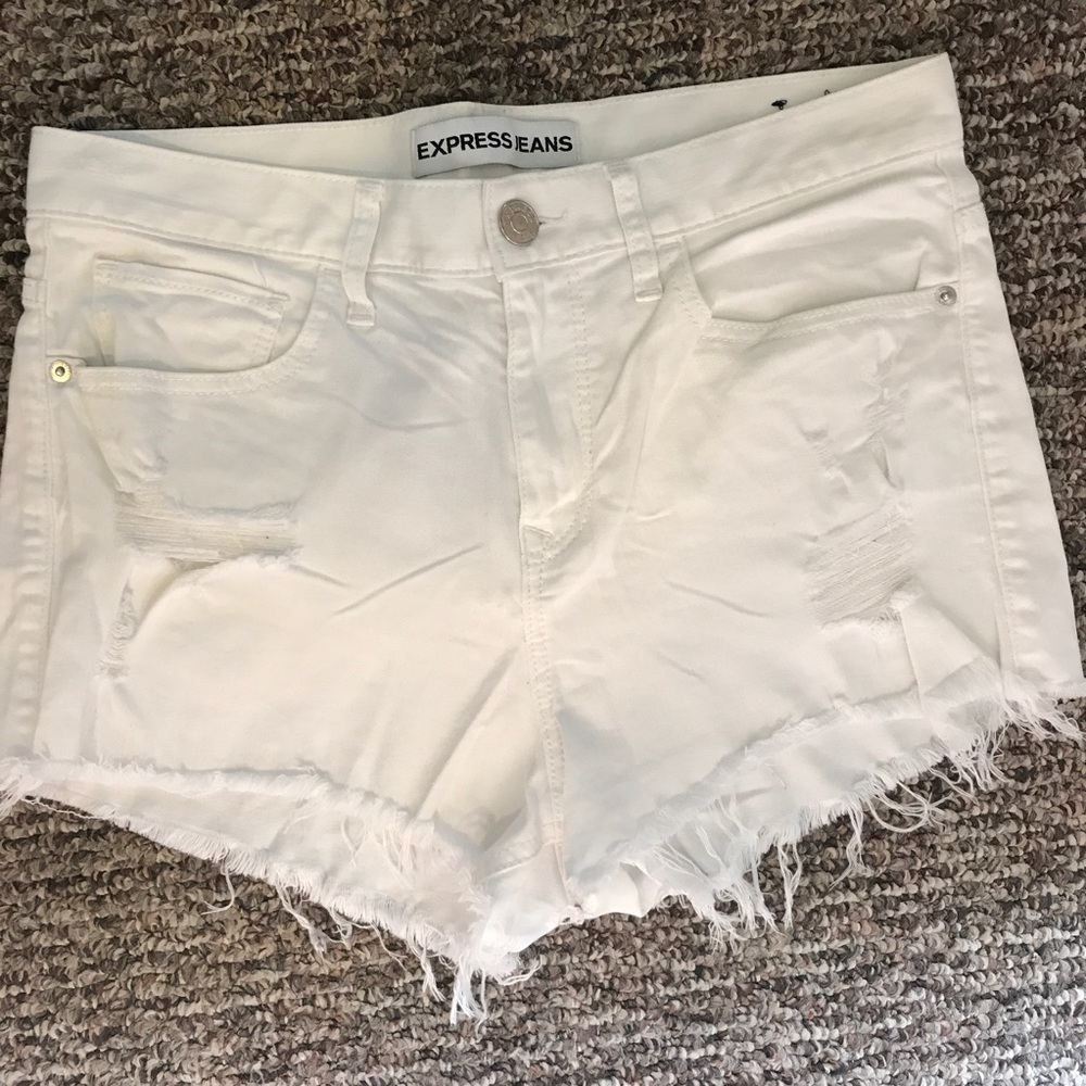 Express - White High Waisted Shorts - size 8