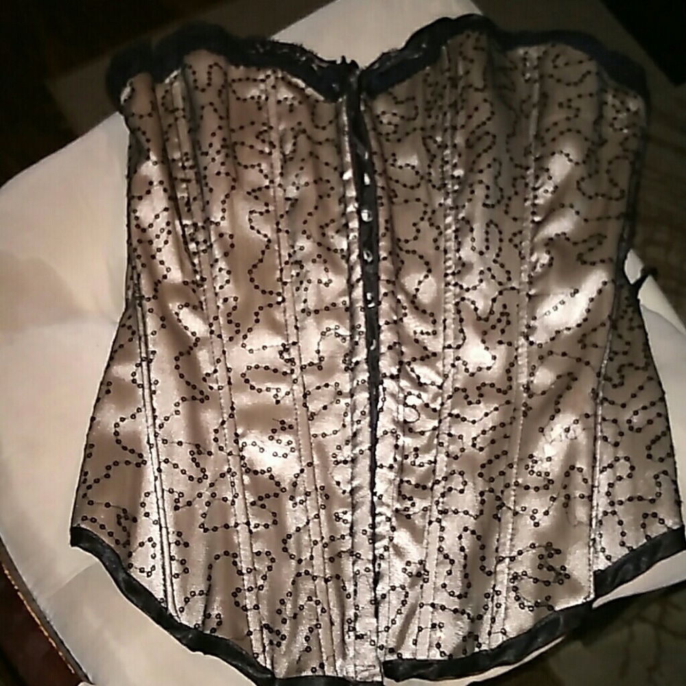 Bustier - Picture 2 of 2