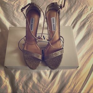 Steve Madden gold glitter heels