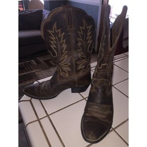 Size 9 Ariat Dress Cowboy Boots