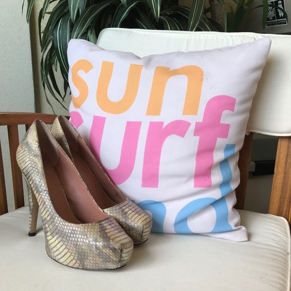 Vince Camuto Snakeskin Platform Heels - Picture 1 of 5