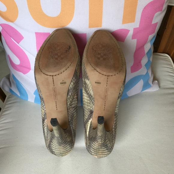 Vince Camuto Snakeskin Platform Heels - Picture 4 of 5