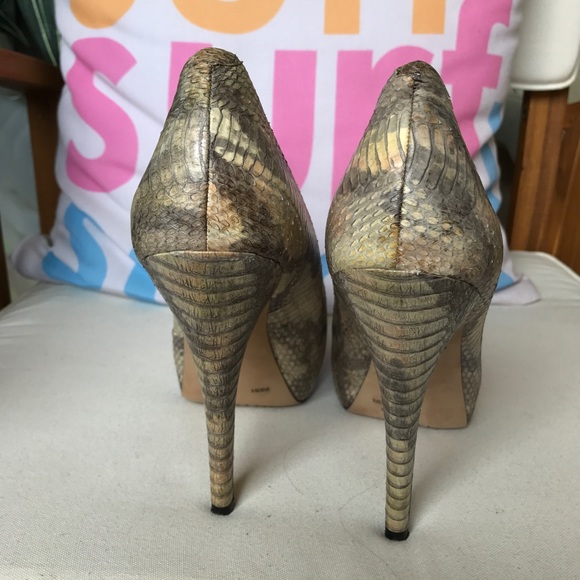 Vince Camuto Snakeskin Platform Heels - Picture 3 of 5