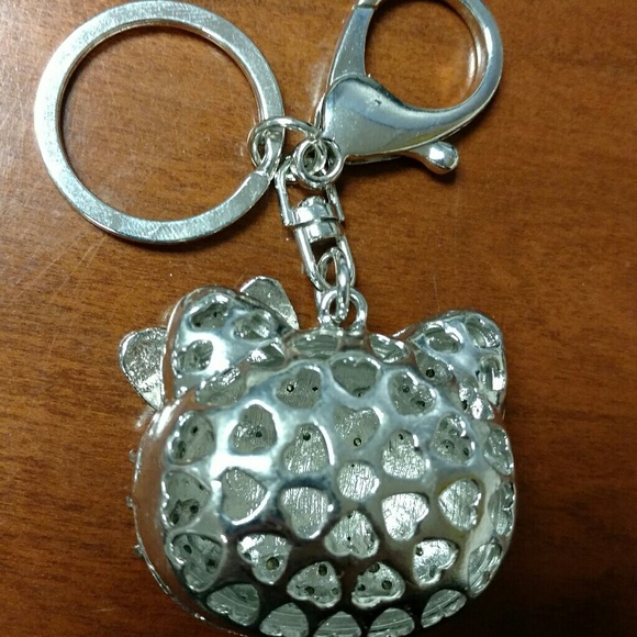 Hello Kitty jeweled keychain NWOT - Picture 2 of 3