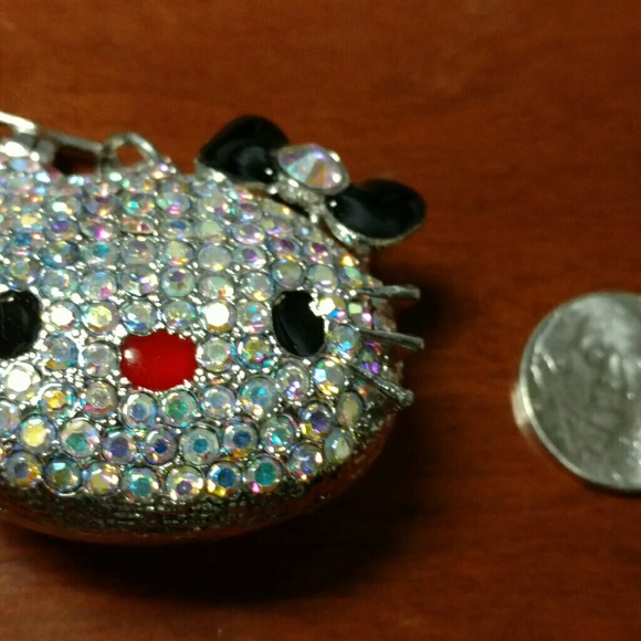 Hello Kitty jeweled keychain NWOT - Picture 3 of 3
