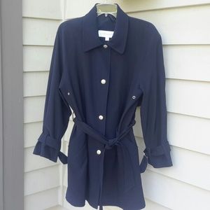 LIZ CLAIBORNE TRENCH COAT