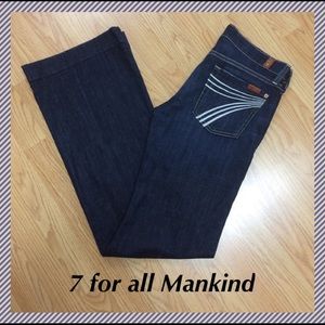 7 for all Mankind Dojo flares size 28 x 34.75"