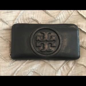 Tory Burch black zip wallet