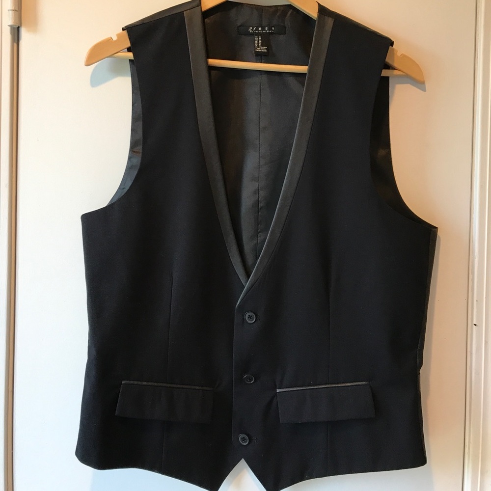 NWOT BLACK VEST