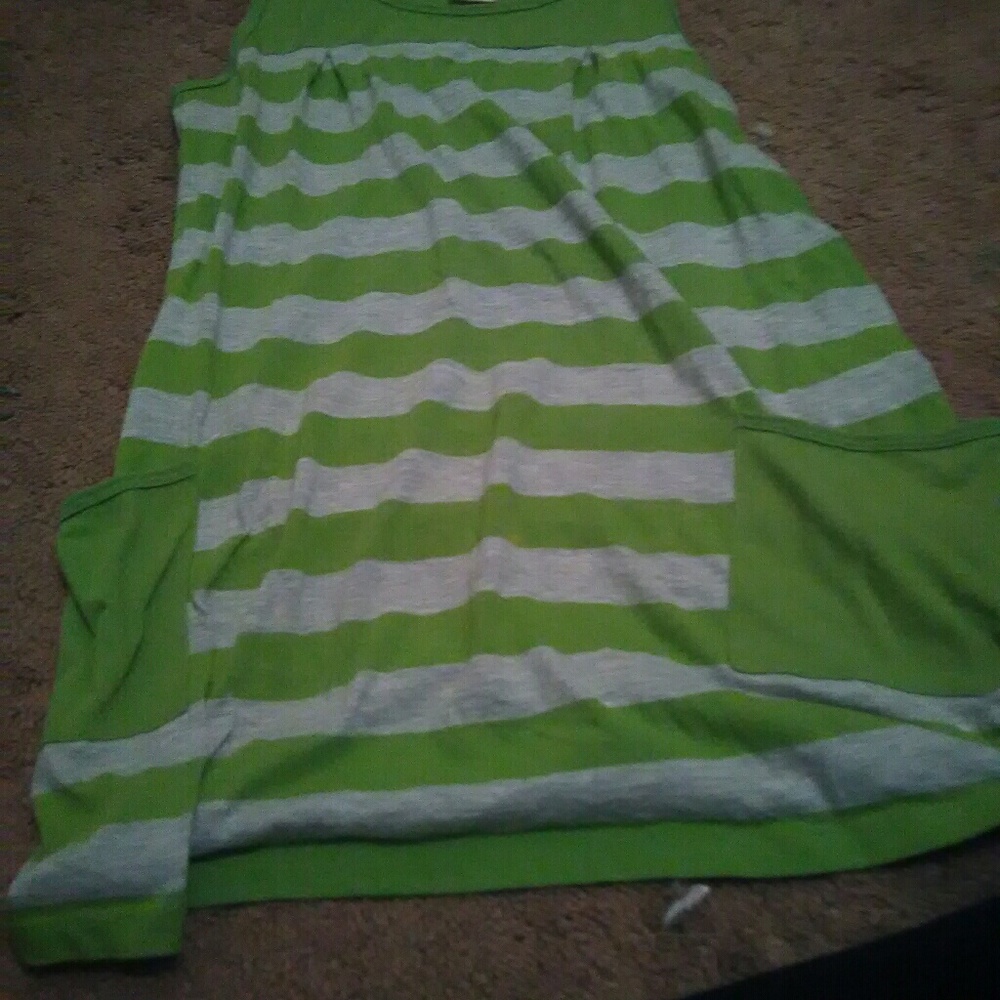 I am selling a dress