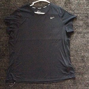 Women's Nike Tshirt